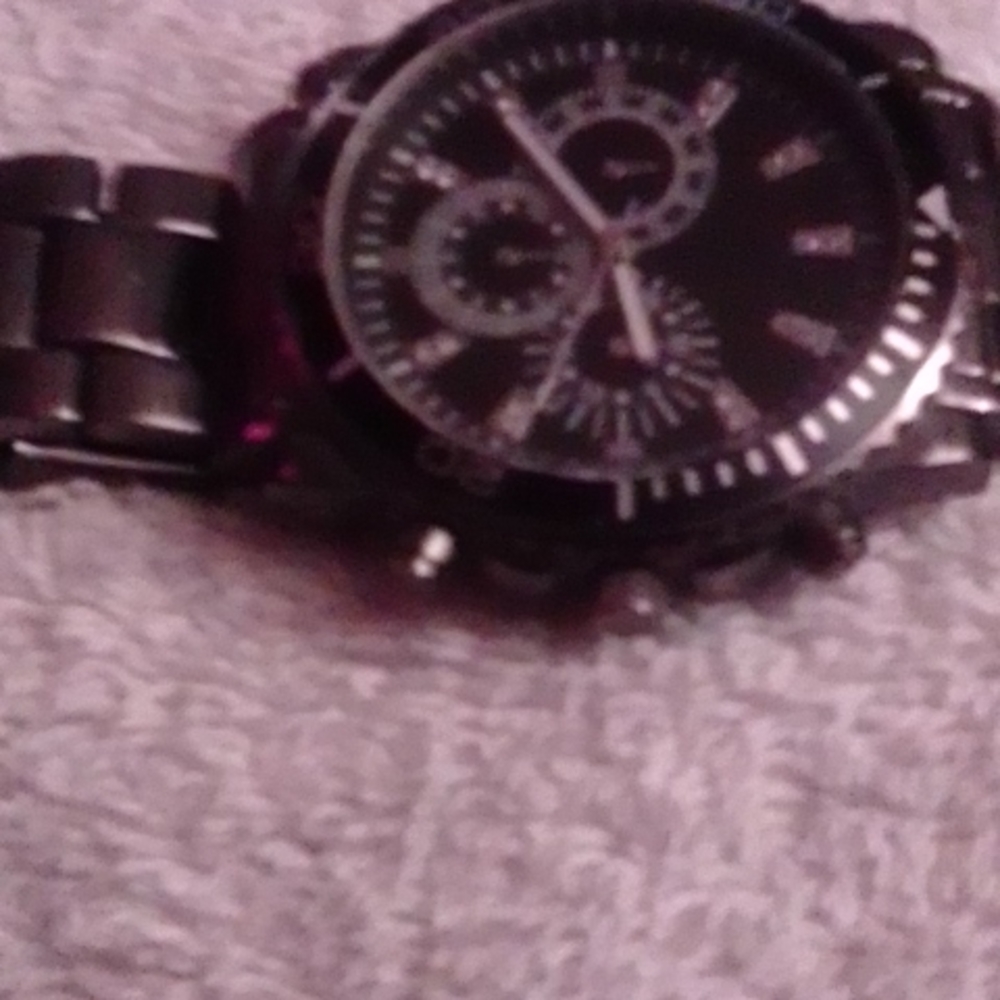 Watch - Picture 2 of 4